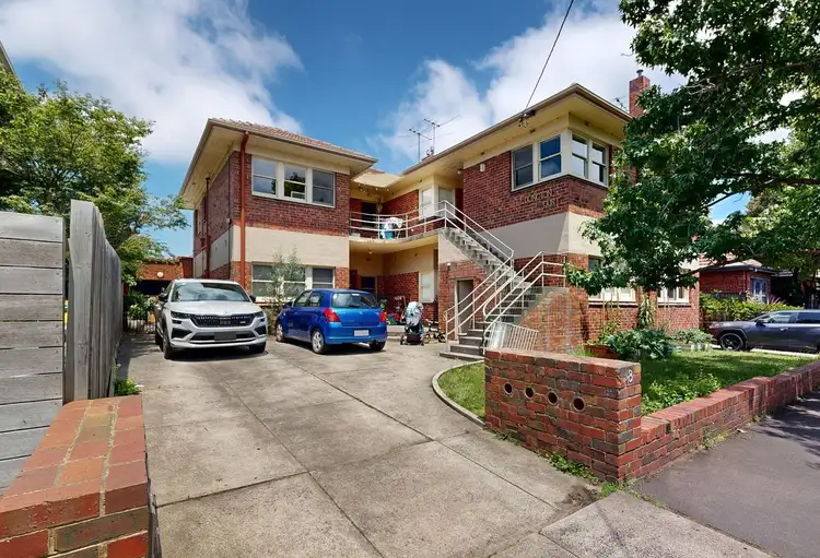 2/8 Edlington Street, Hawthorn VIC 3122