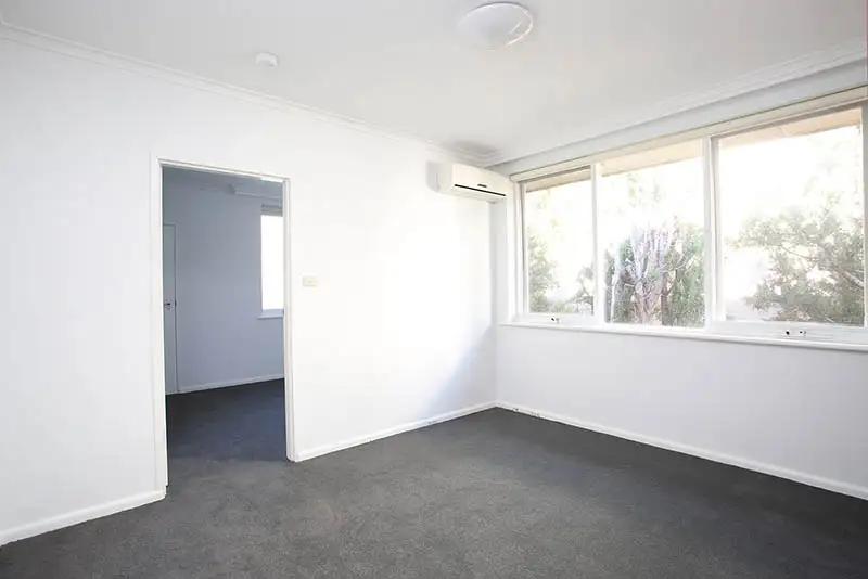 Main view of Homely apartment listing, 6/6 Beach Avenue, Elwood VIC 3184