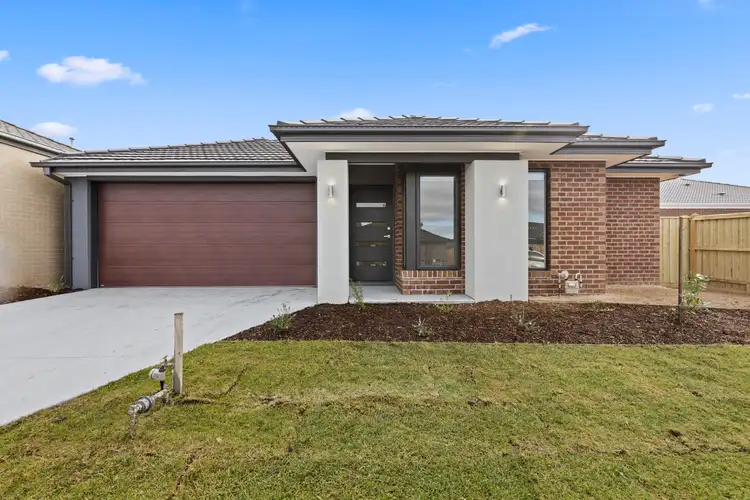 21 Retreat Way, Weir Views VIC 3338
