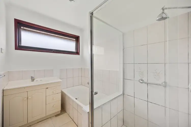 Fourth view of Homely house listing, 10 Robert Molyneux Avenue, Endeavour Hills VIC 3802