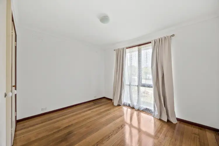 Fifth view of Homely house listing, 10 Robert Molyneux Avenue, Endeavour Hills VIC 3802