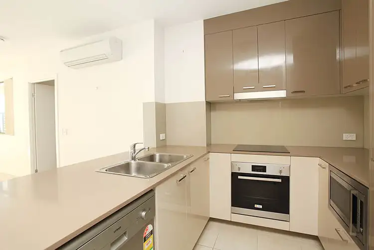 Third view of Homely unit listing, 4/74 Durham Street, St Lucia QLD 4067