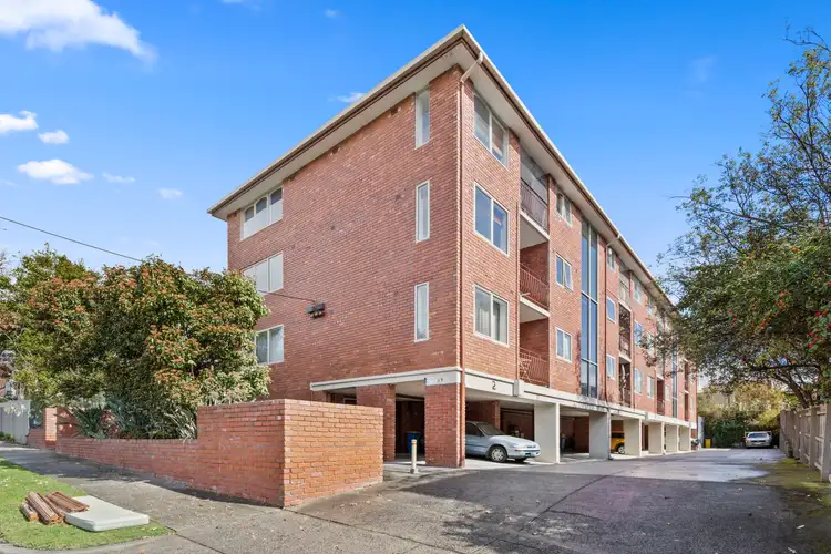 4/39 Derby Street, Kew VIC 3101
