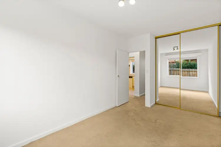 Third view of Homely flat listing, 6/12 Auburn Grove, Hawthorn East VIC 3123