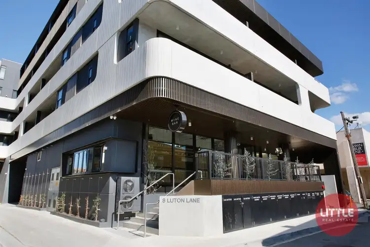 8 Luton Lane
