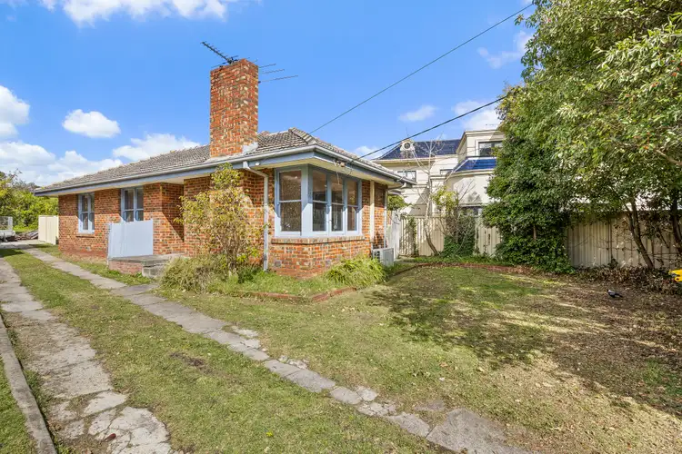 66 Lincoln Avenue, Glen Waverley VIC 3150