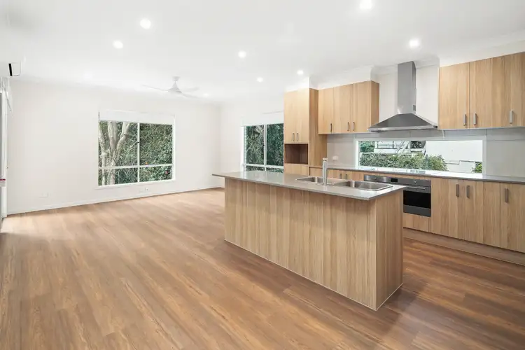 144 Highland Terrace, St Lucia QLD 4067