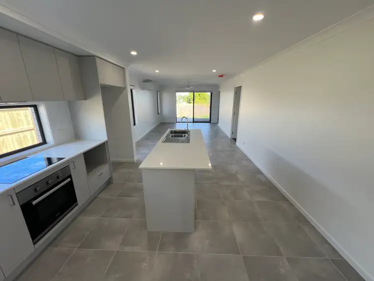 23 Pomax Street, Yamanto QLD 4305