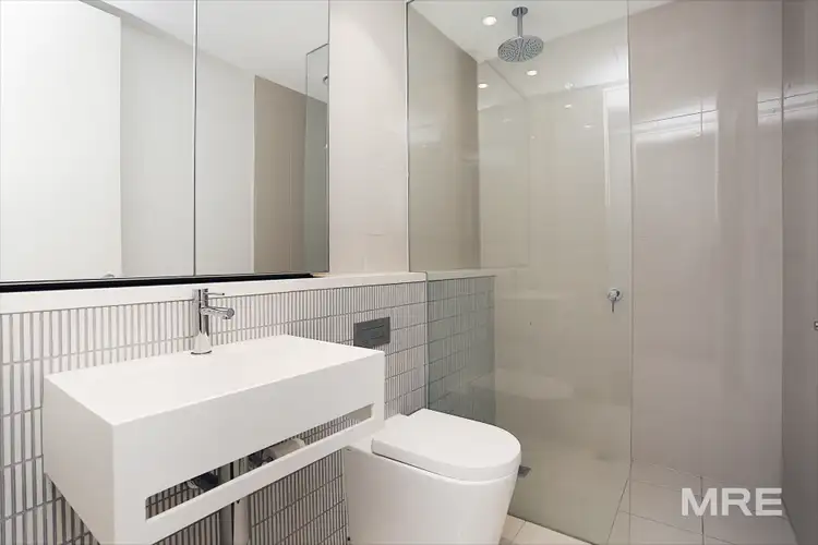 Fifth view of Homely apartment listing, 6/22-26 Leonard Crescent, Ascot Vale VIC 3032