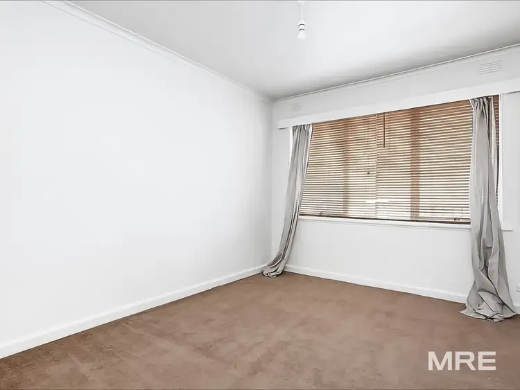 Fourth view of Homely apartment listing, 6/27 Moore Street, Elwood VIC 3184