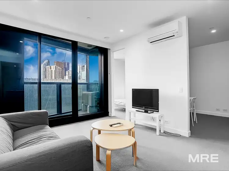 818/160 Victoria Street, Carlton VIC 3053