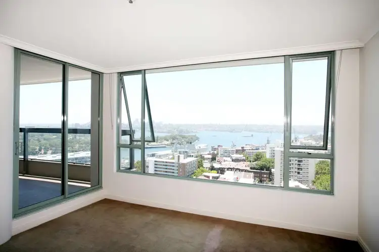 Third view of Homely apartment listing, 1403/7 Rockwall Crescent, Potts Point NSW 2011