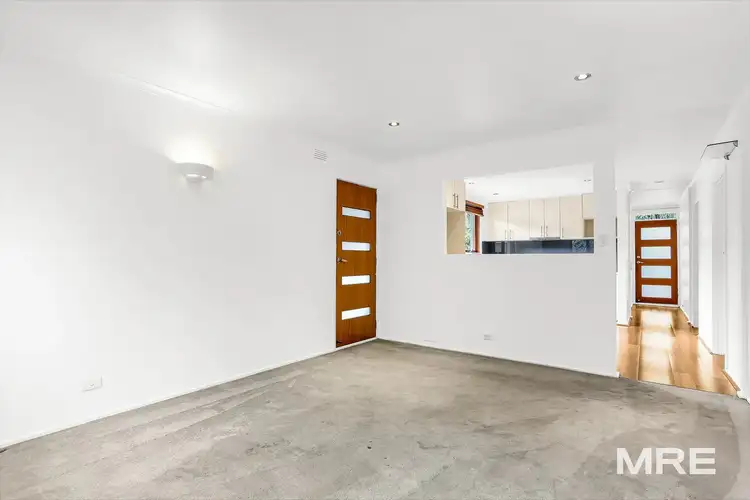 8/2 June Crescent, Glen Iris VIC 3146