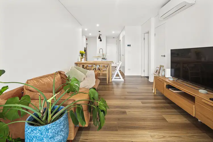 Fourth view of Homely unit listing, 1/39-41 Clarence Road, Indooroopilly QLD 4068