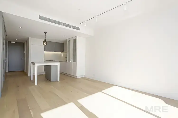 1 Dyer Street