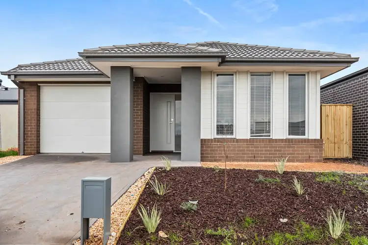 16 Antipoda Street