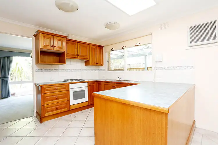 Second view of Homely house listing, 4 Willowbank Court, Glen Waverley VIC 3150