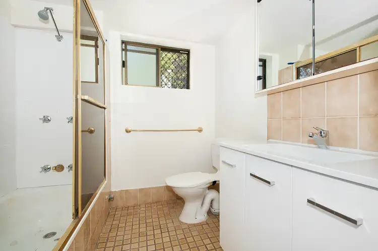 Second view of Homely unit listing, 4/32 Nelson Parade, Indooroopilly QLD 4068