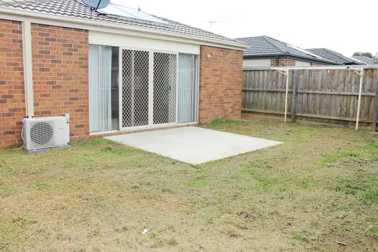 9 Wells Street, Pakenham VIC 3810