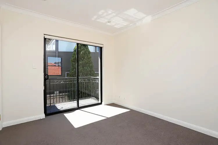 Third view of Homely townhouse listing, 2/624 Old South Head Road, Rose Bay NSW 2029