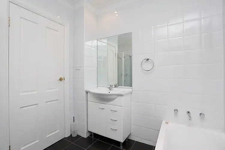Fifth view of Homely townhouse listing, 2/624 Old South Head Road, Rose Bay NSW 2029