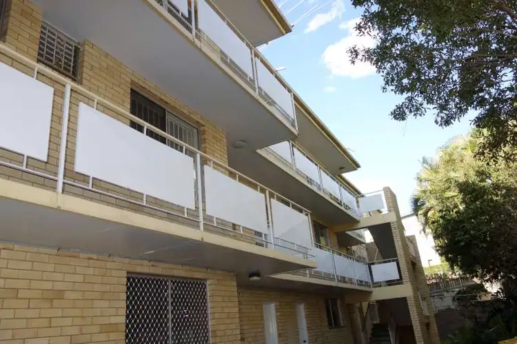 1/22 Holland Street, Toowong QLD 4066