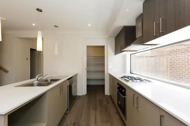 4 Milliners Avenue, Keysborough VIC 3173