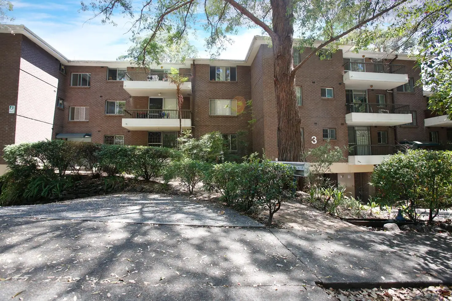 Main view of Homely unit listing, 13/3 Francis Road, Artarmon NSW 2064