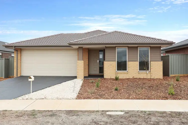 199 Dalray Crescent, Kurunjang VIC 3337