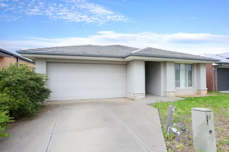 89 Treeve Parkway, Werribee VIC 3030