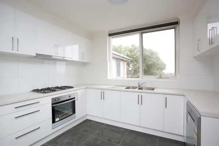 Main view of Homely apartment listing, 09/34 Auburn Rd, Hawthorn VIC 3122