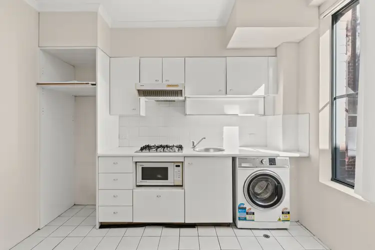 Second view of Homely flat listing, 18/78 Alexander Street, Crows Nest NSW 2065