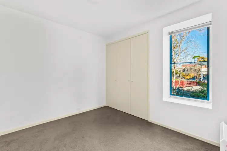 Fourth view of Homely apartment listing, 3/2 Maddock Street, Windsor VIC 3181