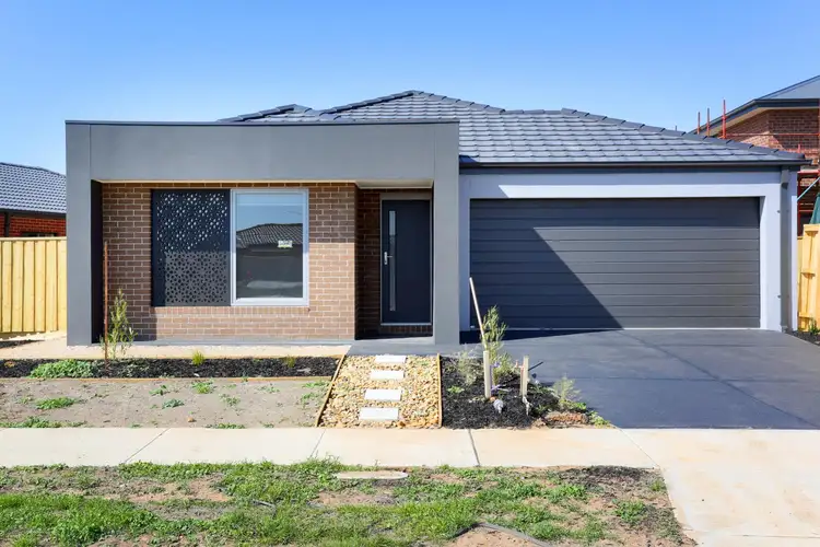 Second view of Homely house listing, 19 Cogar Drive, Werribee VIC 3030