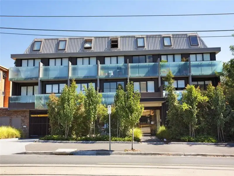 Main view of Homely apartment listing, 18/589 Glenferrie Road, Hawthorn VIC 3122