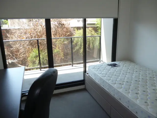 Fourth view of Homely apartment listing, 18/589 Glenferrie Road, Hawthorn VIC 3122