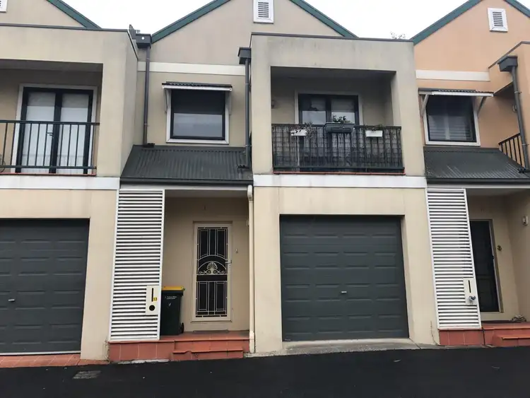 13 Taylor Mews, Kensington VIC 3031