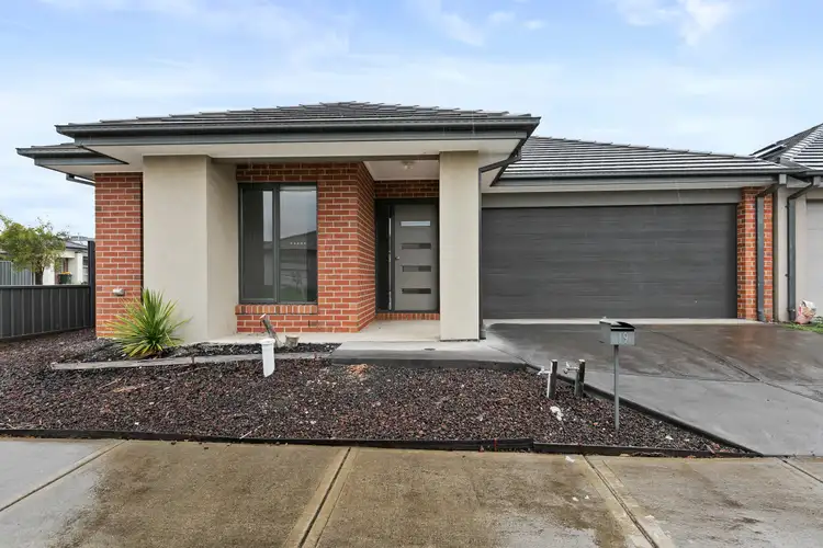 Main view of Homely house listing, 19 Abbeygate Drive, Werribee VIC 3030