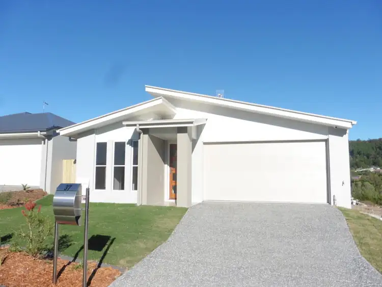 37 Macintyre Parade, Pacific Pines QLD 4211