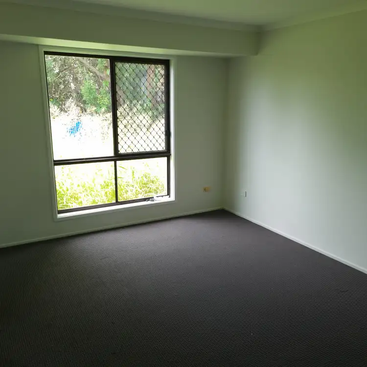 Fifth view of Homely house listing, 8 Molyu Court, Mount Warren Park QLD 4207