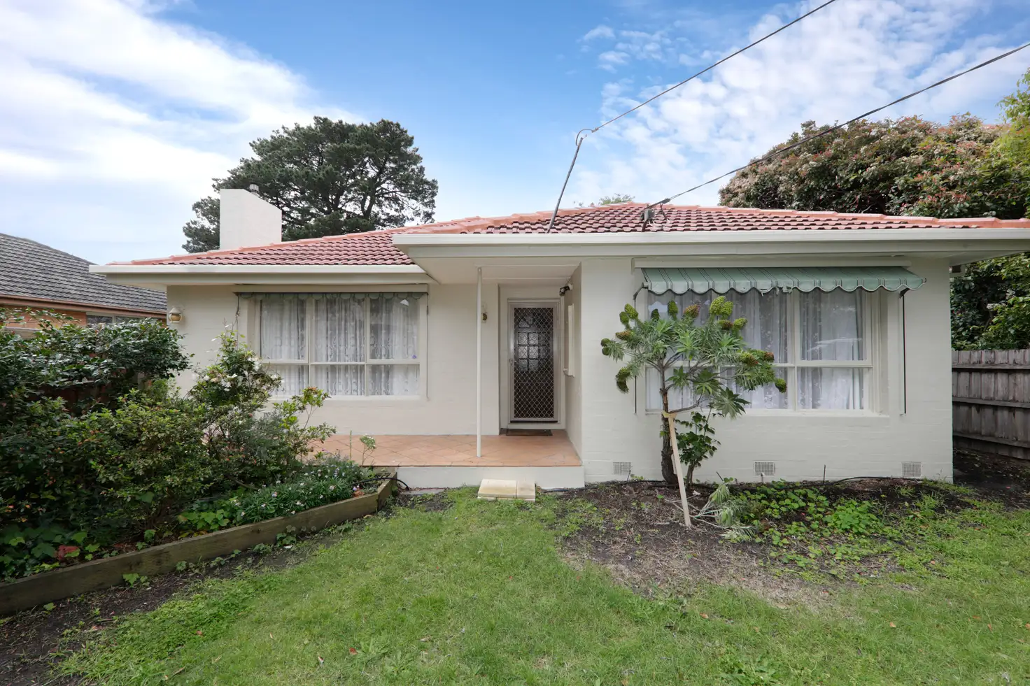 Main view of Homely unit listing, 1/14 Headingley Road, Mount Waverley VIC 3149