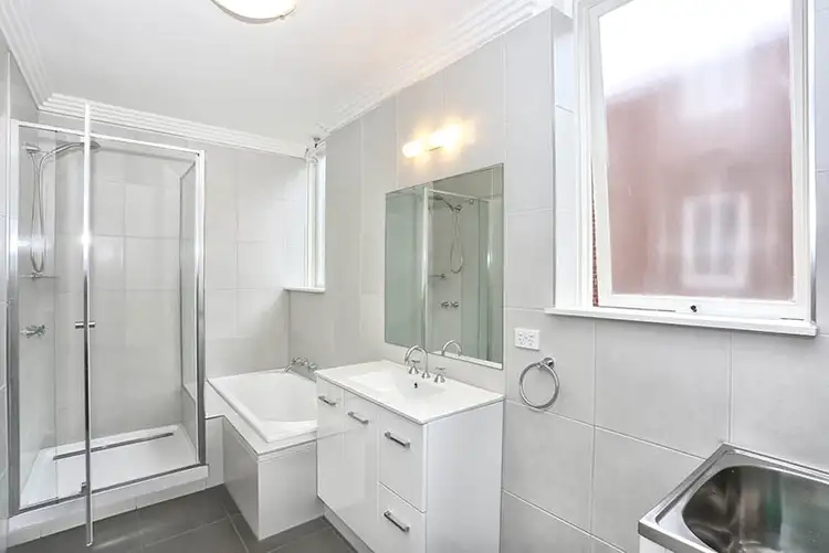 Fifth view of Homely apartment listing, 5/1-5 Auburn Grove, Hawthorn East VIC 3123