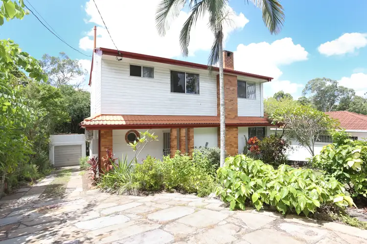94 Highland Terrace, St Lucia QLD 4067