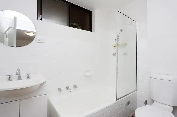 Main view of Homely apartment listing, 2/15 Poate Road, Centennial Park NSW 2021