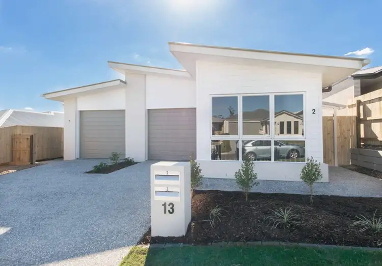 2/13 Leabrook Place, Pimpama QLD 4209