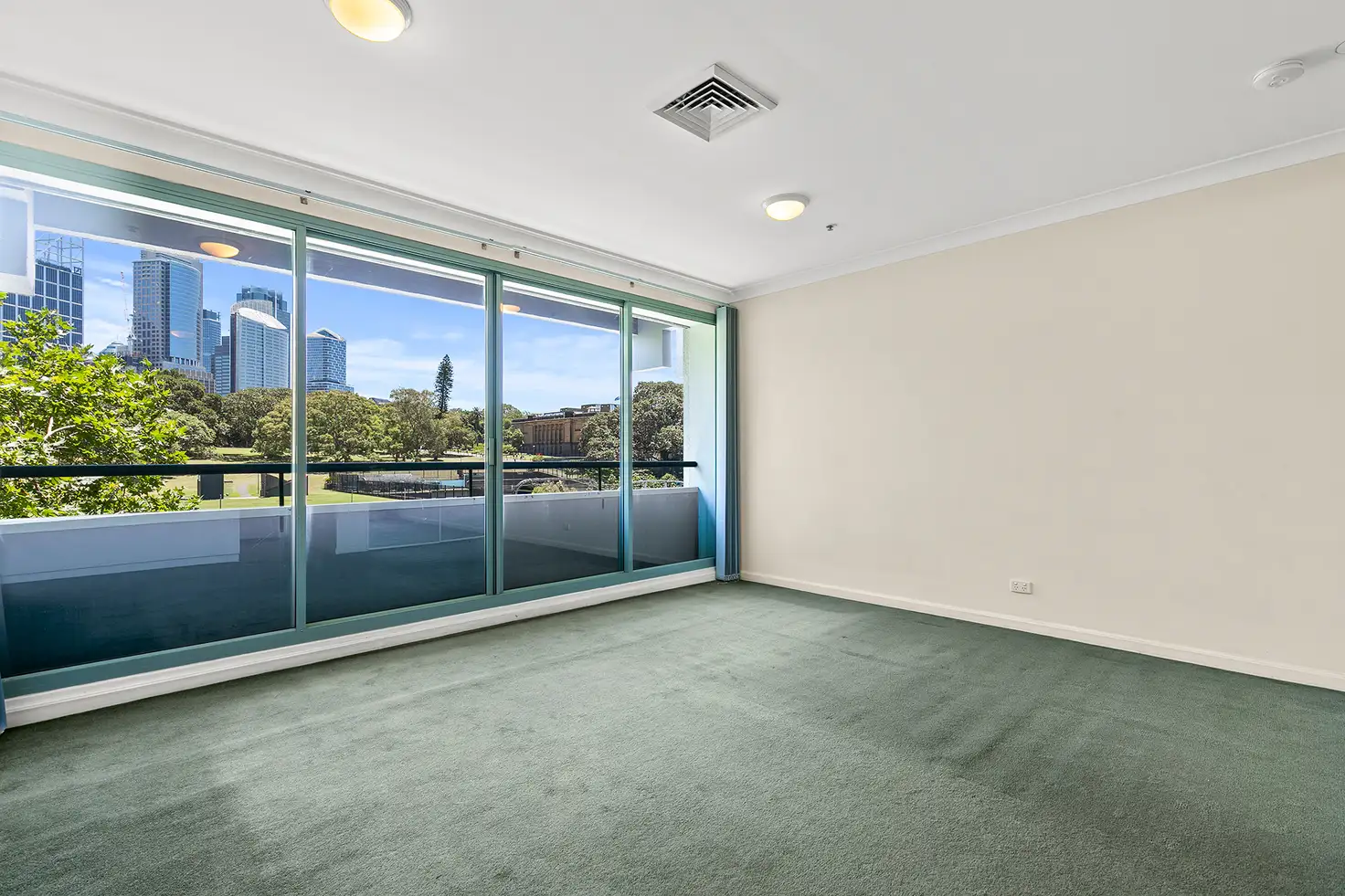 Main view of Homely studio listing, 403/22 Sir John Young Crescent, Woolloomooloo NSW 2011