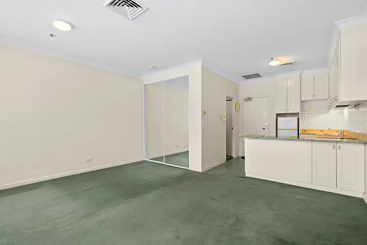 Third view of Homely studio listing, 403/22 Sir John Young Crescent, Woolloomooloo NSW 2011