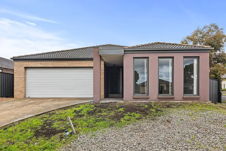 16 Wickford Road, Tarneit VIC 3029