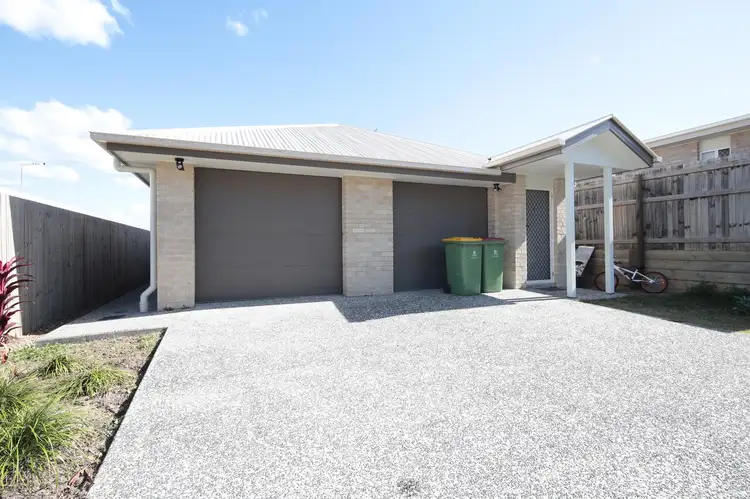 1/18 Groeschel Court, Goodna QLD 4300