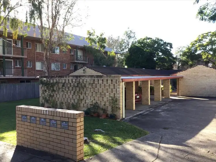 1/166 Clarence Road, Indooroopilly QLD 4068